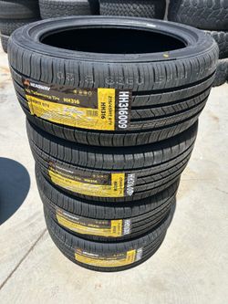 BRAND NEW SET OF TIRES 215/45R17 215/45/17