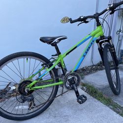Trek Bike 24x1.75