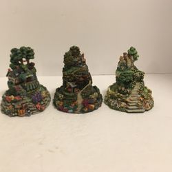 3  Franklin Mint Heirloom w/ a blend of powdered porcelain & Resin,(Rose Arbor Cottage, Grape Arbor Cottage & Harvest Hill Cottage) Crafted Hand Paint