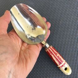 Vintage Ekco 1/4 Cup Candy Store Grain Kitchen Scoop