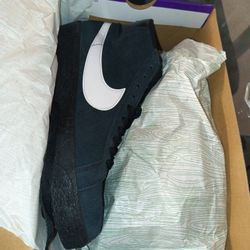 NEW NIKE SB ZOOM BLAZER MID