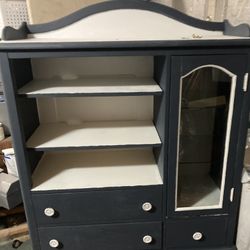 Bedroom Hutch/Dresser