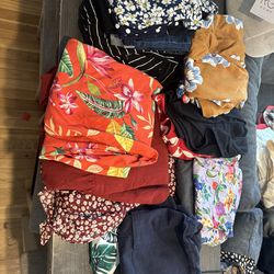 Maternity clothes bundle all for 30$