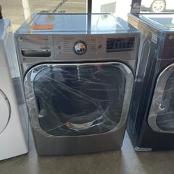 New LG Mega Capacity Gas Dryer 9.0 Cubic Feet