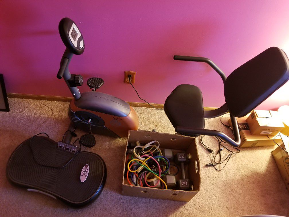 Exercise bike / workout equipment