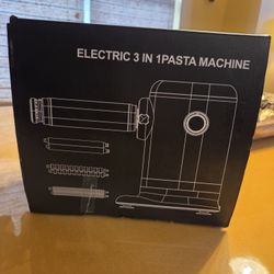 ELECTRIC PASTA MAKER MACHINE - LNIB!