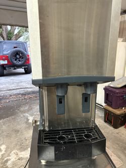 Ice machine