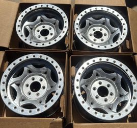 WALKER EVANS WHEELS BEADLOCK FORD F150 BOLT PATTERN 6X135 SIZE 17X8.5 PRICE 1400