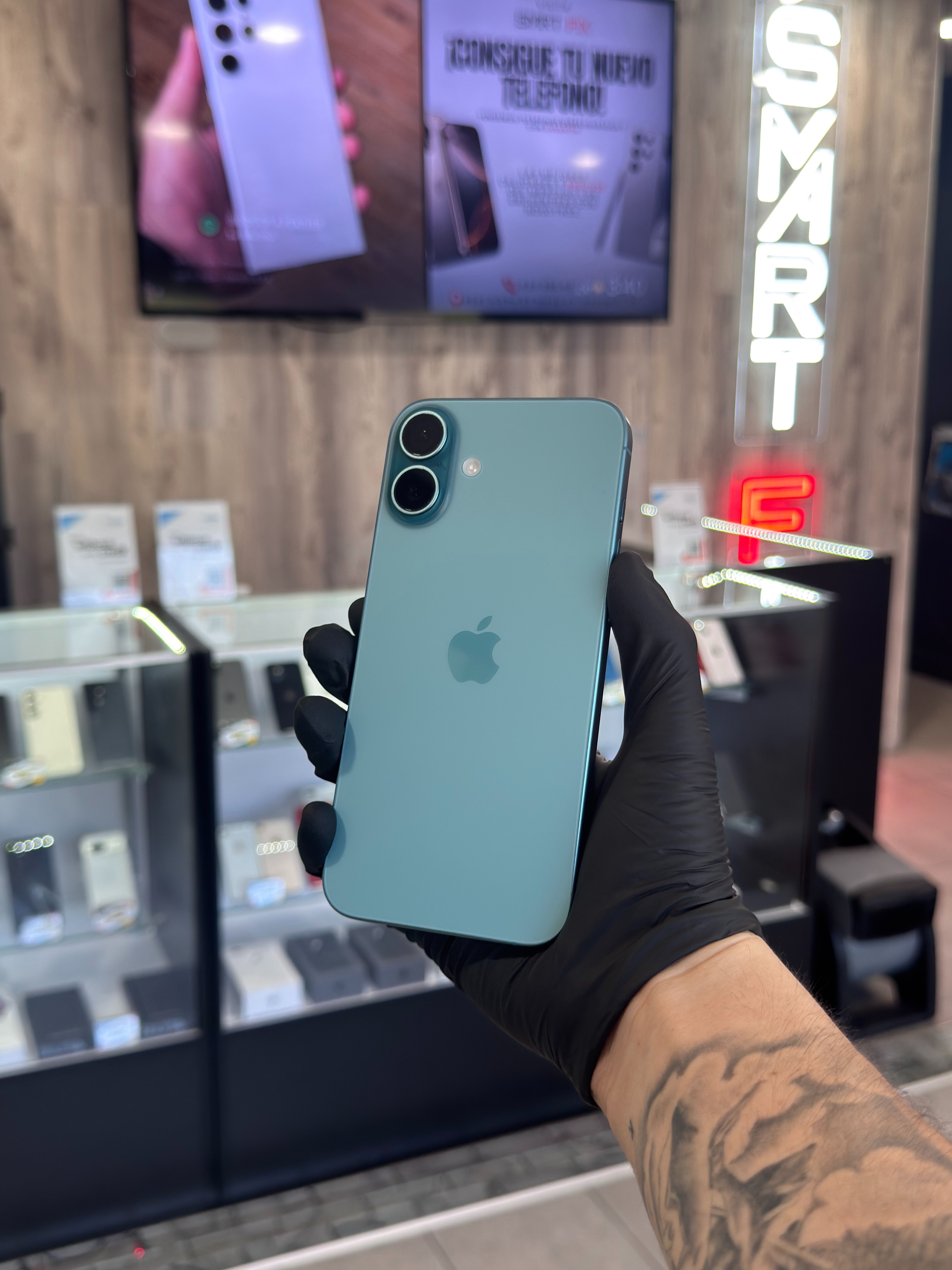 Apple iPhone 16 Plus 128 GB Teal (Unlocked) + Warranty