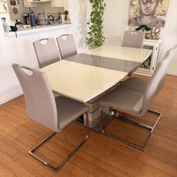 Modern Extendable Dining Table with 6 Taupe Chairs