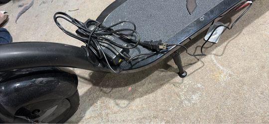 Electric scooter