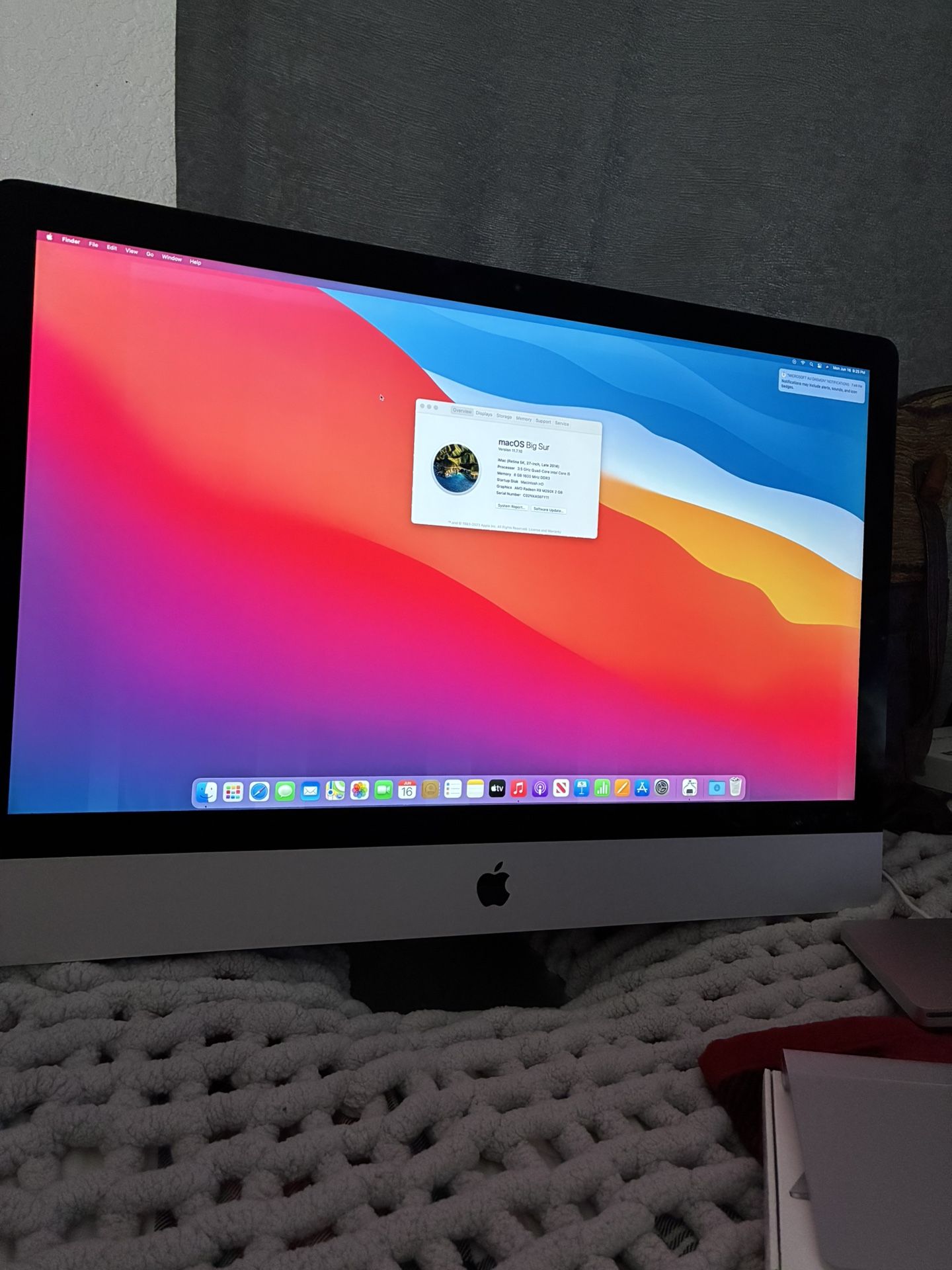 iMac 27” 2014 With Apple Accessories