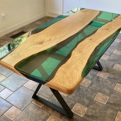 Custom Green Handmade Epoxy  Walnut Wood Resin Table 