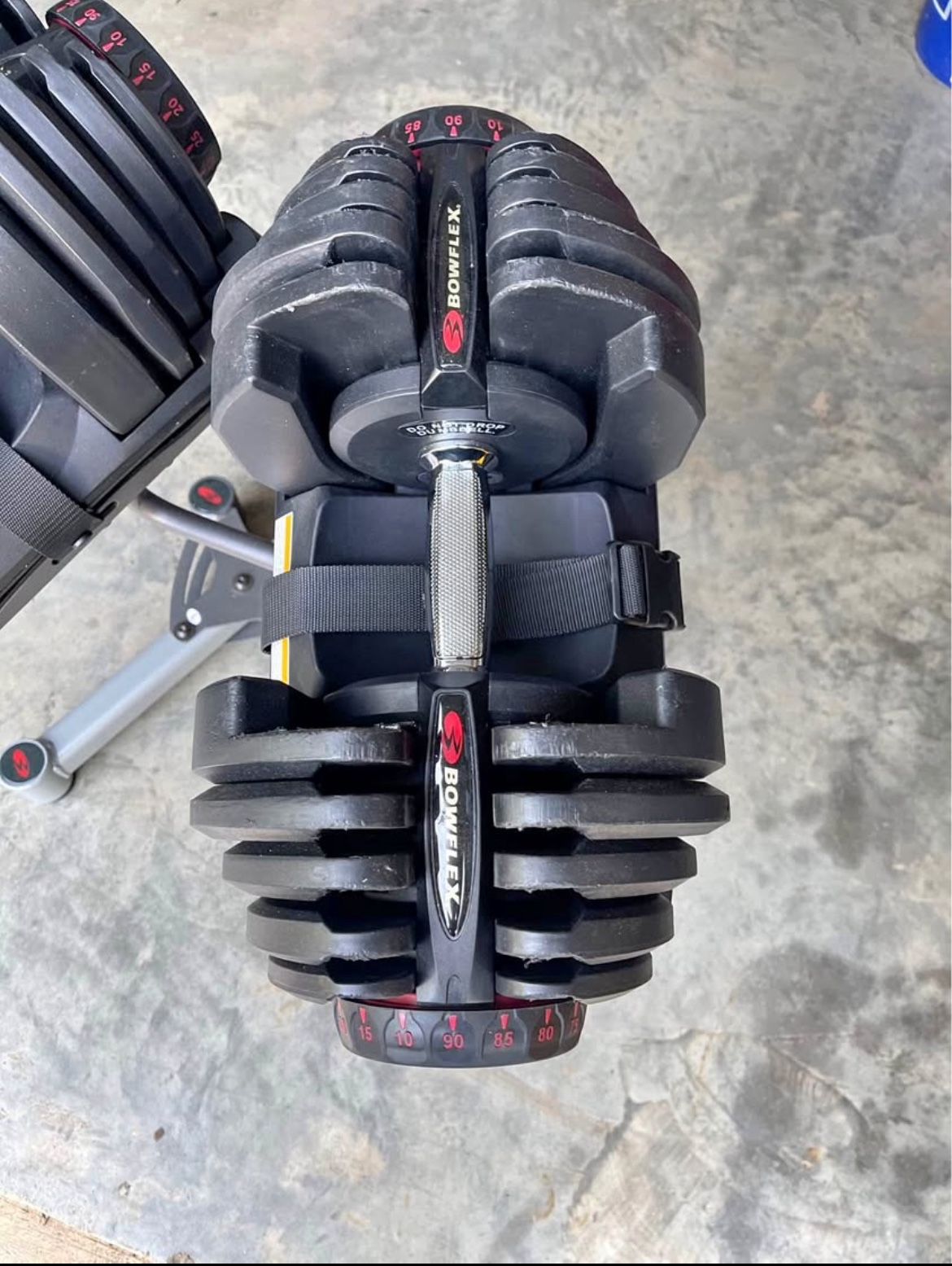 Adjustable-Dumbbells-Bowflex-10/90_