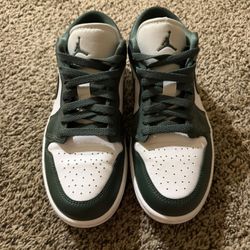 Jordan 1 Low Green