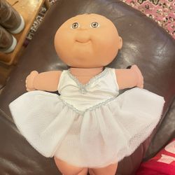 Cabbage Patch Kids Preemie Doll Brown Eyes 11" Tall 1992