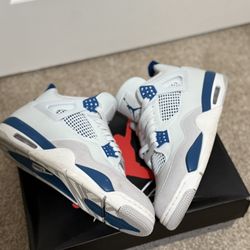 Military Jordan 4 Blue Retro