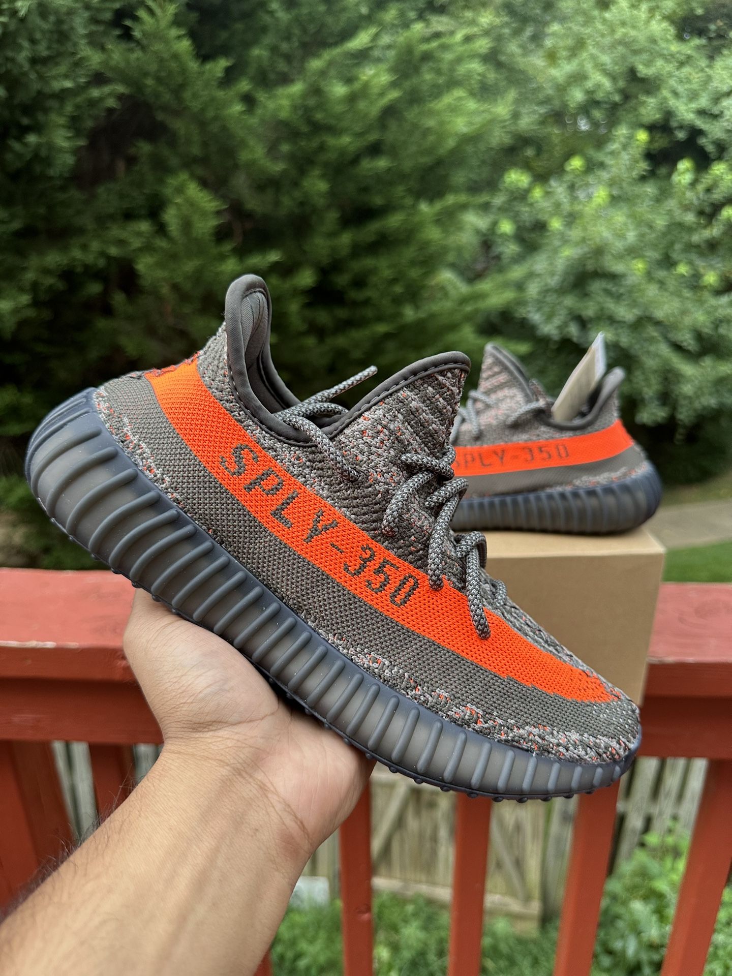 Yeezy 350 “Carbon Beluga” Size 7 Brand New 100% Authentic Guaranteed