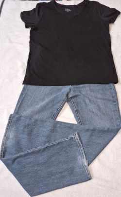 Old Navy The Flirt Jeans 12 Long & Time and Tru Black V-Neck Tee Outfit Lot L