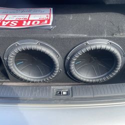 Kicker Q 12s An Kicker Amp 