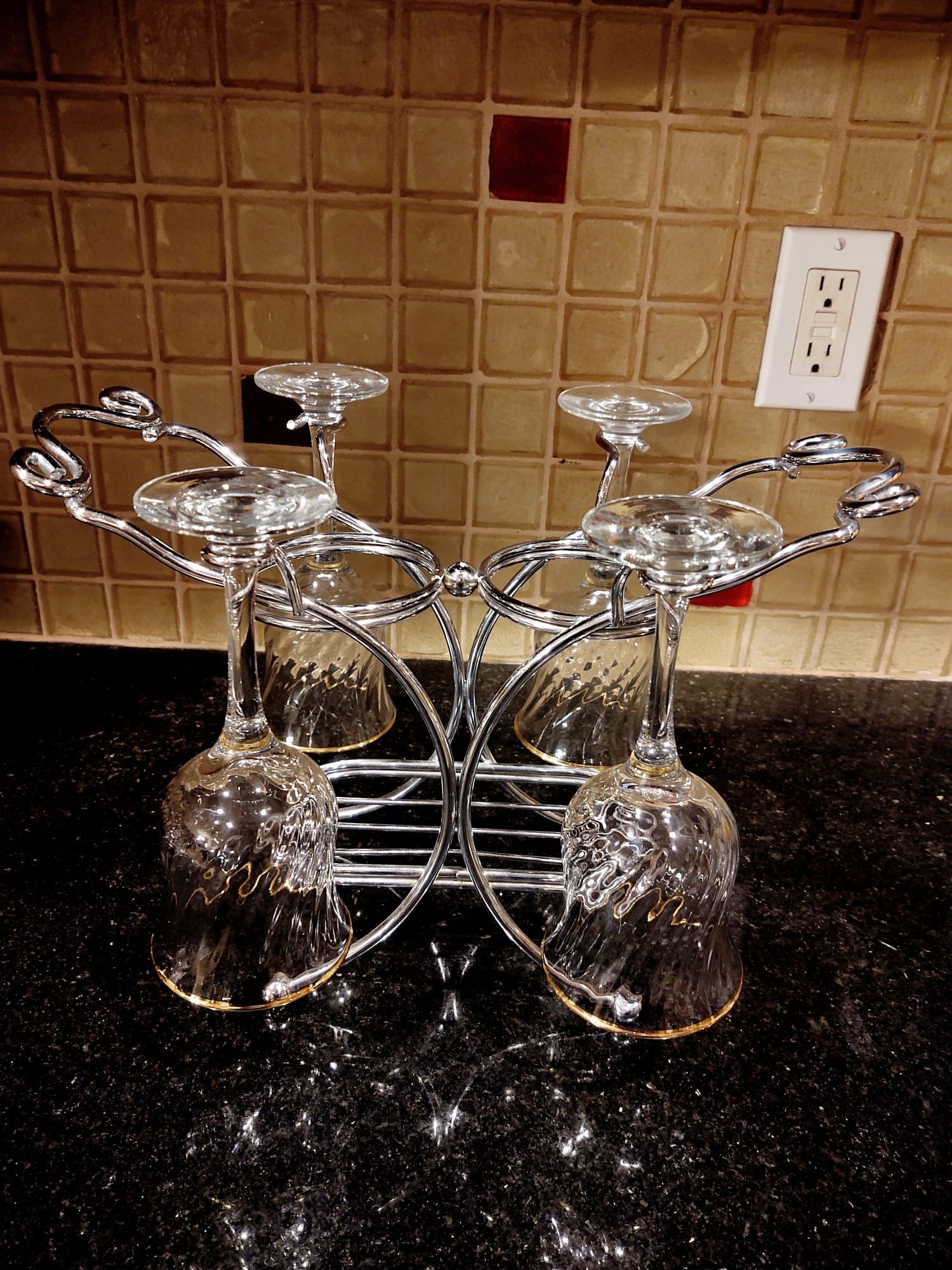 Vintage Godinger Silver Plated wine Caddy With Stem Glasses
