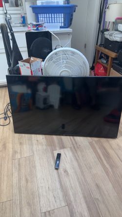 Samsung 50" Smart TV (UN50TU8000) – For Parts / Repair (No Picture)
