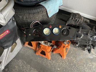 Gauge panel and 2 gauges