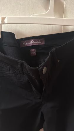 Brand new Gloria Vanderbilt