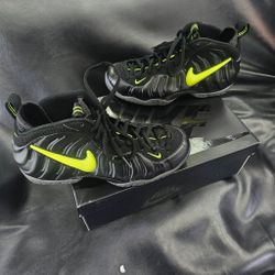 Air Foamposite Pro Voltage Men's Size 11