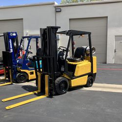 Yale Forklift 5000lb Three Stage With Side Shift