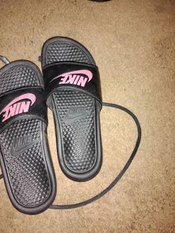Women Nike sandles