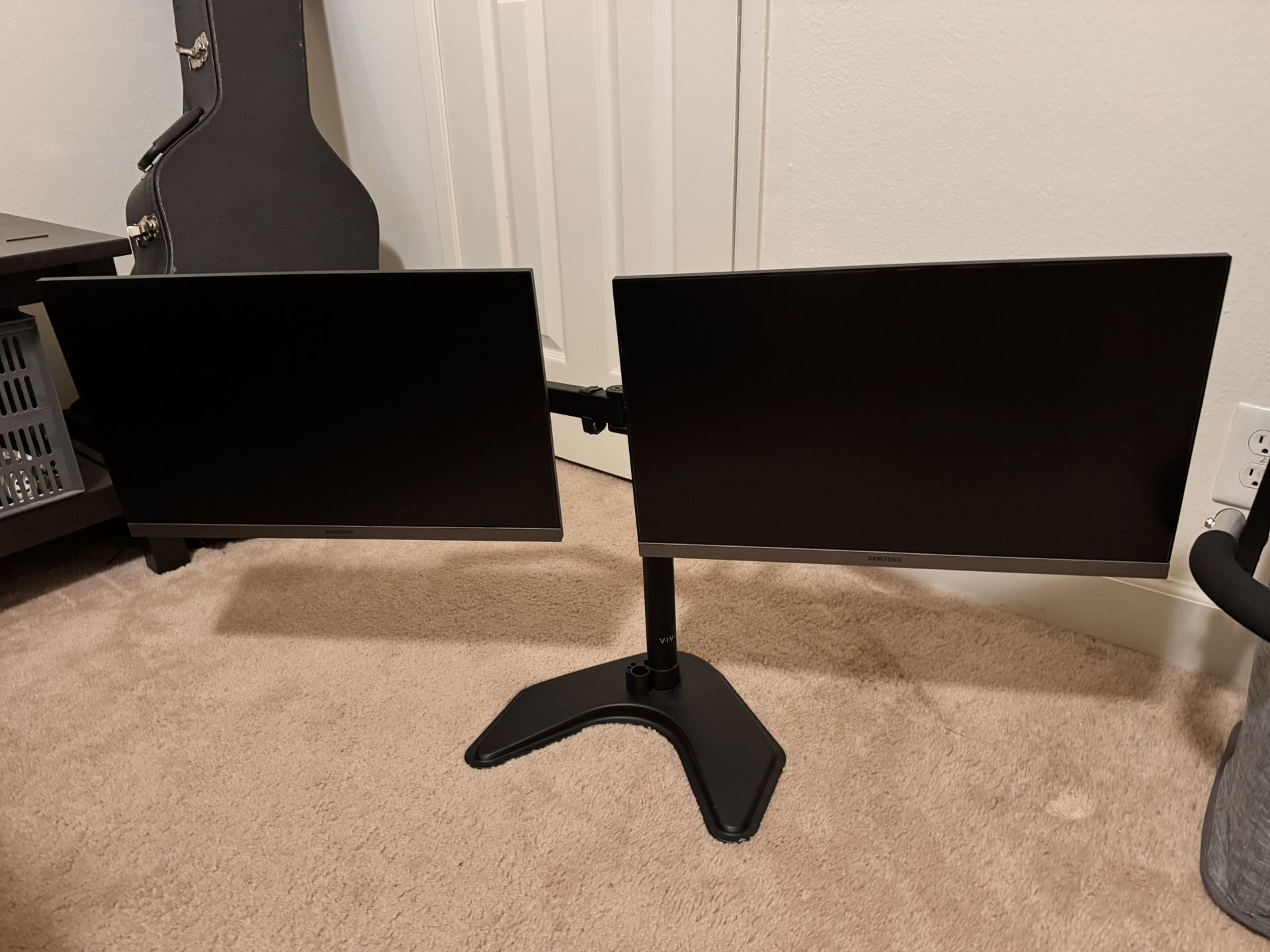 21” Dual Samsung Monitor Setup With Stand