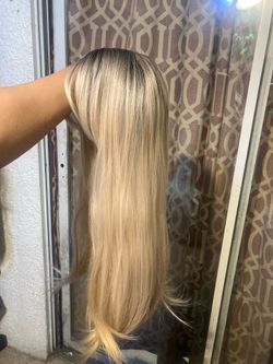 Black and blonde glueless wig
