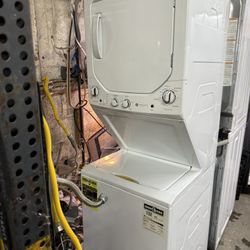 gas stackable washer dryer 24 inches 