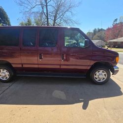 2006 Ford E-350