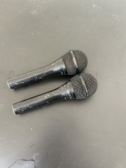 2 Audix Mics