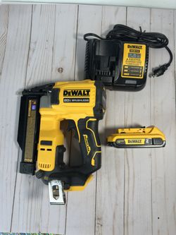 ATOMIC 20V 23 Gauge Pin Nailer Kit 