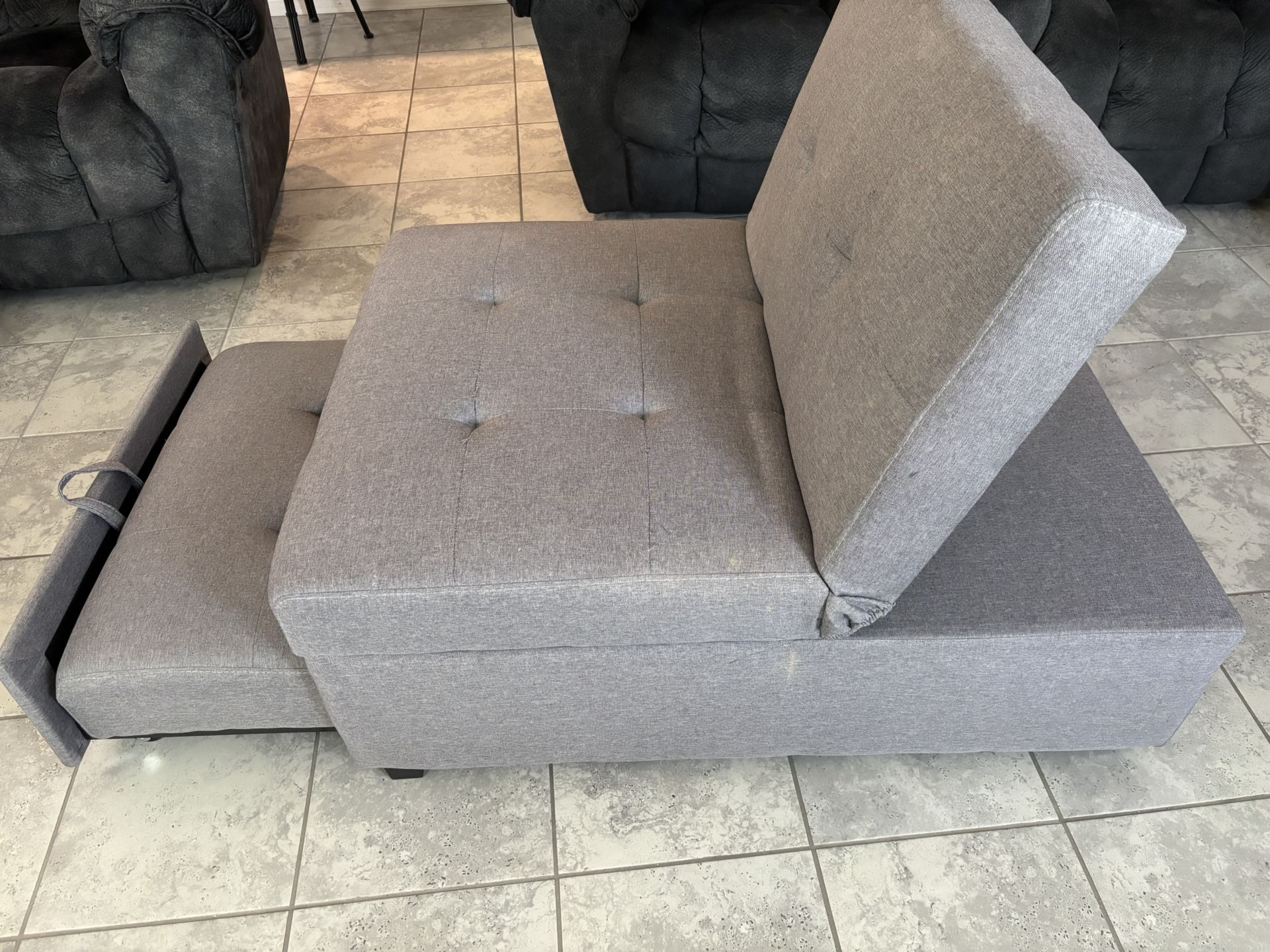 Sofa Chair $25