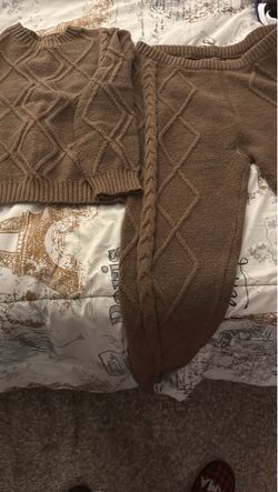 Brown Cable Knit Sweaters – Set of 2