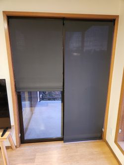 Roller Blinds (1% Transparent)