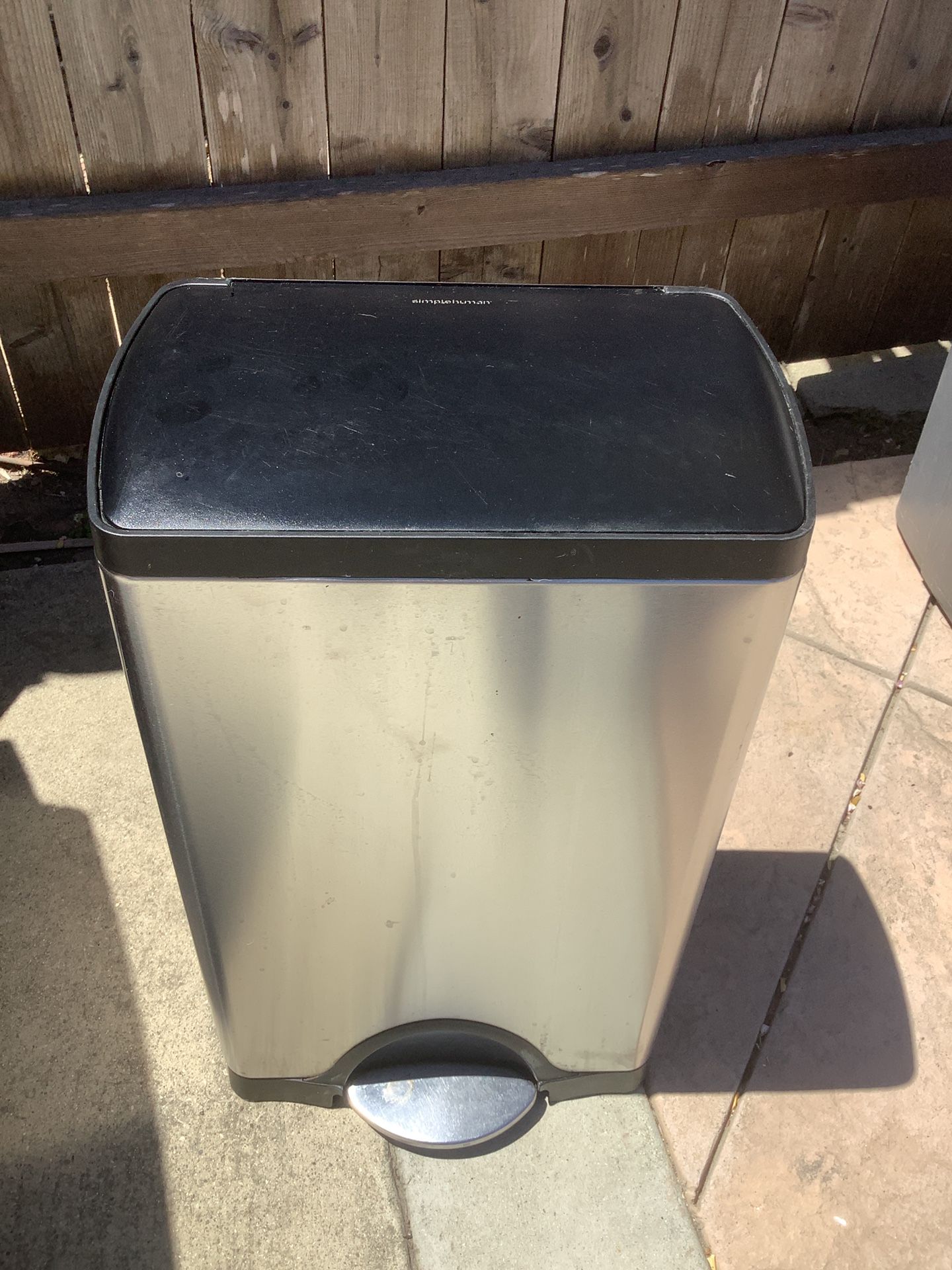 Simple Human Trash Can