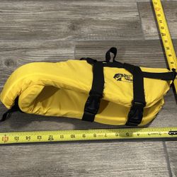 Bass Pro Shop Flotation Pet Vest in Bright Yellow - Size Small - Weight Range 15-30lbs - 16in L x  6in  H