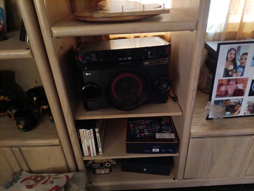 Samsung LG XBoom 220w Model OM4560