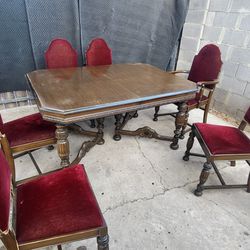 Antique 6 Chair Dinning Table!!!