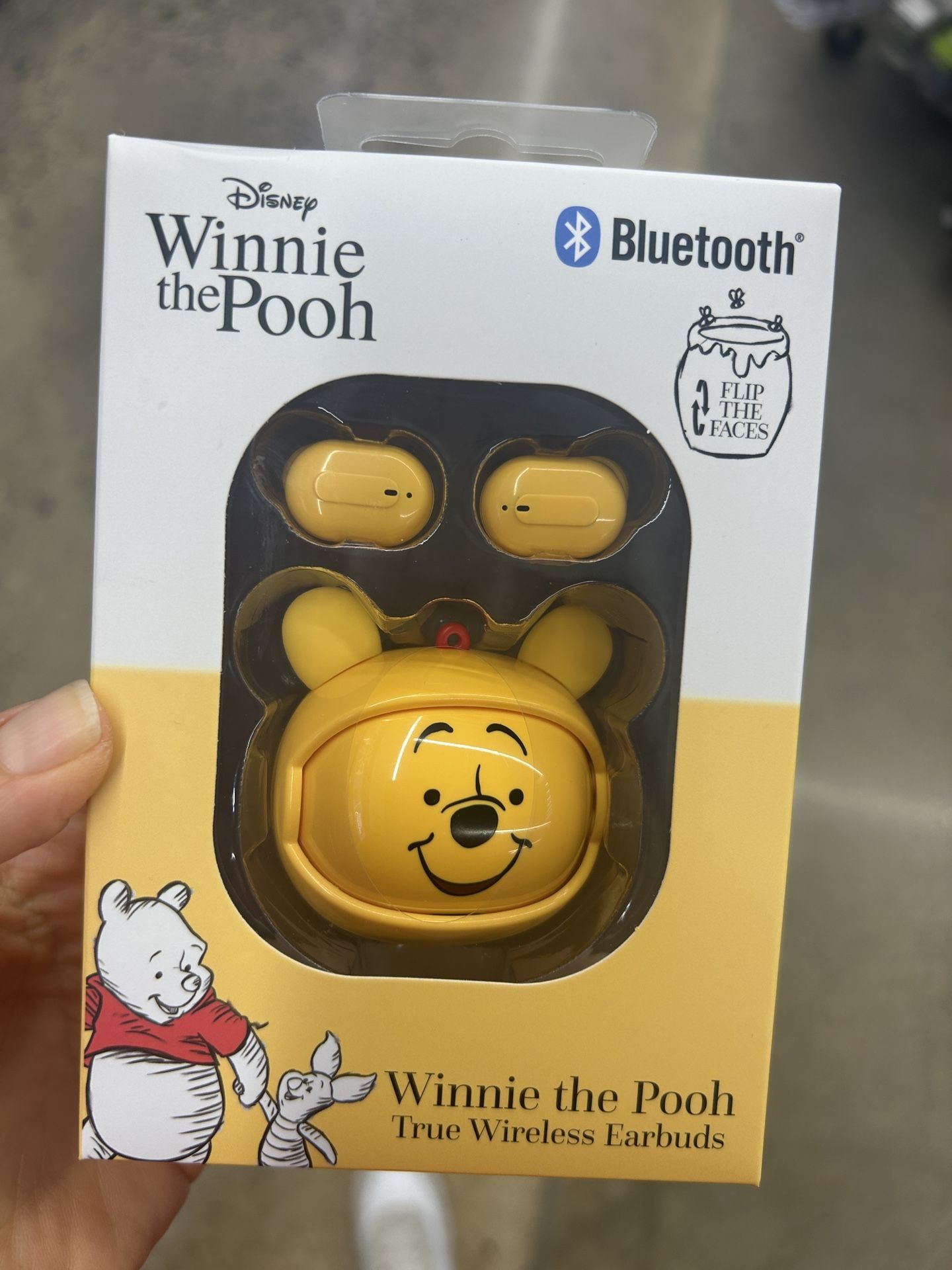 NWT Disney Winnie the Pooh Bluetooth Earbuds