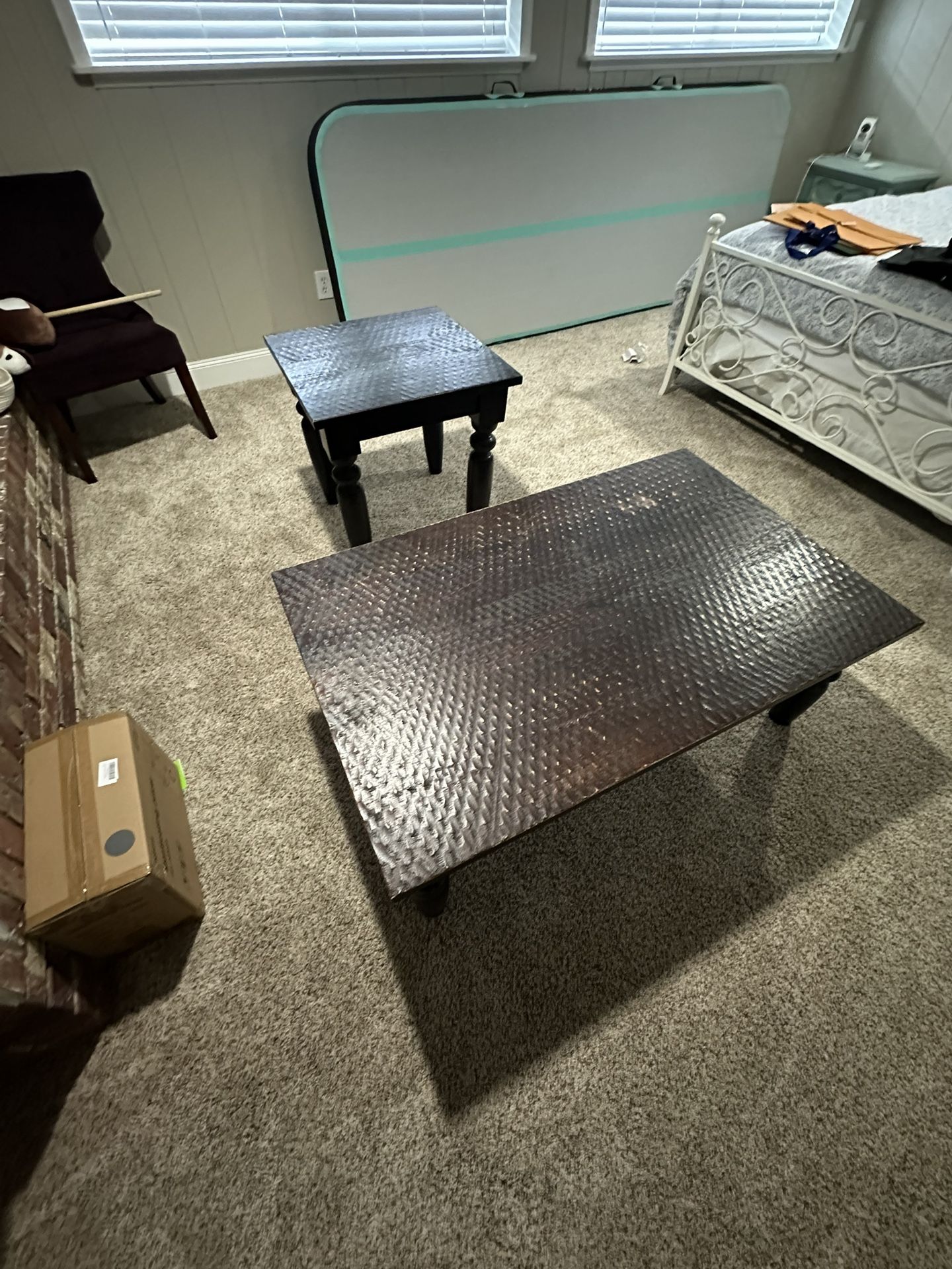 Coffee Table and End Table 