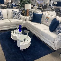 Perfect Sofa Loveseat! $1,999! Easy Financing! 🏠😃💙 