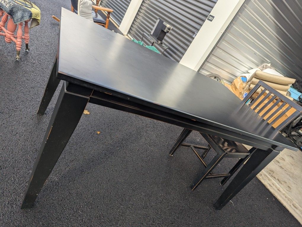 Black Pottery Barn Table