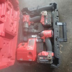 Barely Used Milwaukee Drill Set
