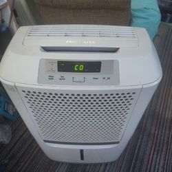 Frigidaire
30-Pint Dehumidifier